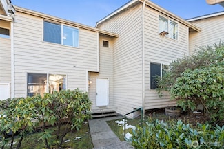 5708 Wisteria Ln NE, Bremerton, WA 98311