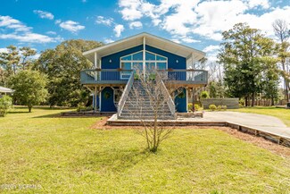 116 Willow Rd, Atlantic Beach, NC 28512