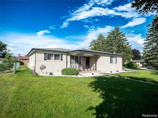 18863 Monica Dr, Clinton Township, MI 48036