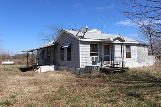 307 County Road 2870, Honey Grove, TX 75446