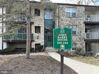 243 Drummers Ln Unit 243, Wayne, PA 19087