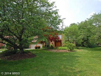8608 Split Oak Cir, Bethesda, MD 20817