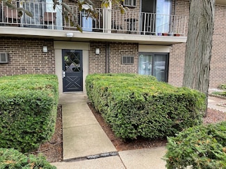 104 E Bailey Rd Unit 1C, Naperville, IL 60565