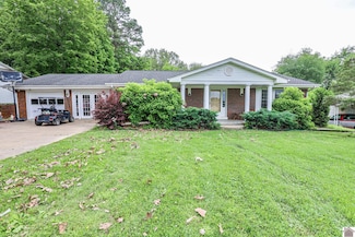 406 E 14th St, Benton, KY 42025