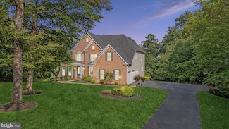 8810 Primula Dr, Gaithersburg, MD 20882