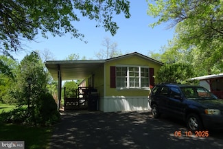 233 Mohn Dr, Shippensburg, PA 17257
