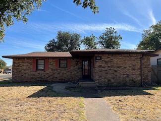 2100 42nd St, Snyder, TX 79549