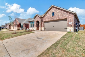 10233 Fountain Gate St, Aubrey, TX 76227
