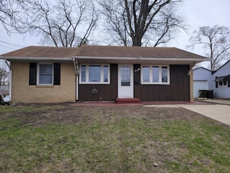 511 W 7th St, Rock Falls, IL 61071