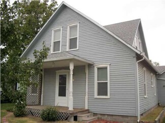 316 N Birch St, Hillsboro, KS 67063