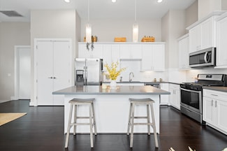 2420 Cochran St, Houston, TX 77009