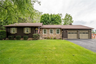 224 Kelly Dr, Windber, PA 15963