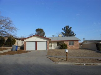 1528 Bert Green Dr, El Paso, TX 79936