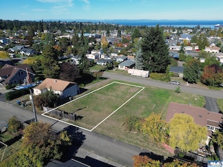 218 Lopez Ave, Port Angeles, WA 98362