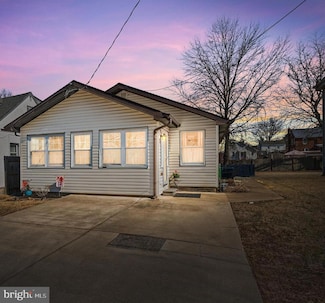 18 North Ave, Wilmington, DE 19804