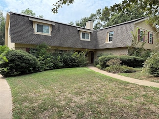 1816 Woodridge Dr, Arlington, TX 76013