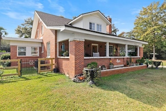 18882 Georgia St, Robertsdale, AL 36567