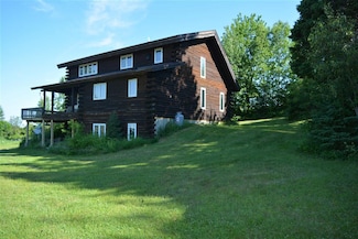 70 Holt's Ave, Colebrook, NH 03576