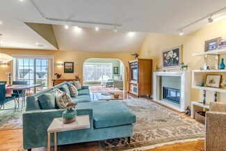 20 Bridge Rd Unit 41, Florence, MA 01062