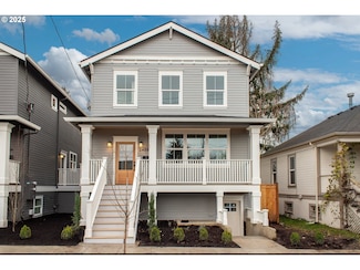 2458 SE Cora St, Portland, OR 97202