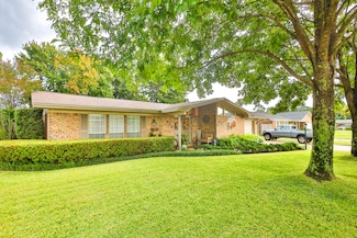 609 Audubon Dr, Fort Walton Beach, FL 32547
