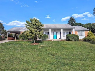 1708 Jefferson Ave, Clifton Forge, VA 24422