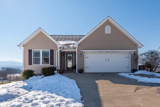 22 Upland Ct, Stuarts Draft, VA 24477