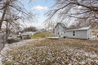 207 S Maple Ave, Logan, IA 51546