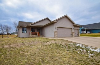 725 5th St NW, Richmond, MN 56368