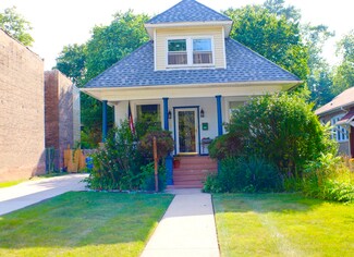 10134 S Charles St, Chicago, IL 60643