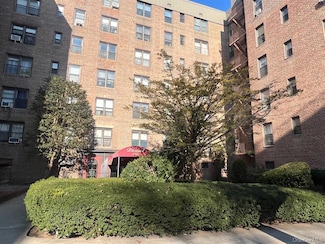83-25 98 St Unit 3B, Woodhaven, NY 11421
