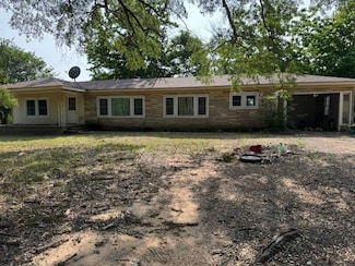 1423 Arkansas 29, Lewisville, AR 71845