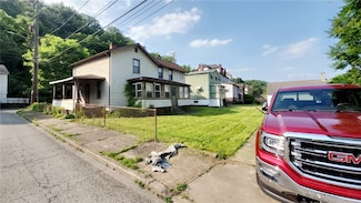 58 Elm St, Natrona Heights, PA 15065