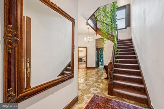 2034 O St NW, Washington, DC 20036