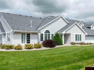 725 Grayhawk Cir, Mankato, MN 56001