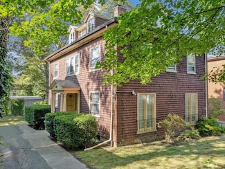 30 Stetson St Unit 1, Brookline, MA 02446