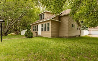 216 10th Ave E, Alexandria, MN 56308