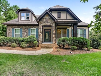 1402 Vickery Dr, Matthews, NC 28104