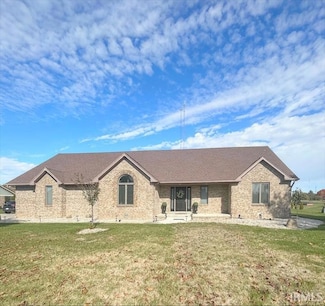 2312 Walton Lake Dr, Kokomo, IN 46902
