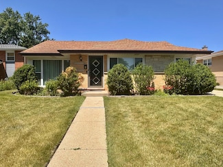 8718 N Oketo Ave, Niles, IL 60714