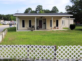 506 Colony St, Chadbourn, NC 28431