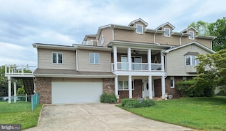 839 Shore Dr, Edgewater, MD 21037