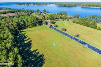 106 Waterway Rd, Havelock, NC 28532