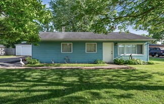 34W791 N James Dr, Saint Charles, IL 60174