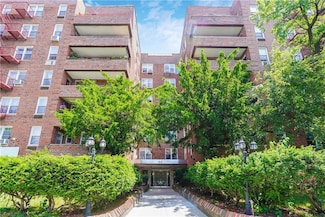 2727 Ocean Pkwy Unit A14, Brooklyn, NY 11235