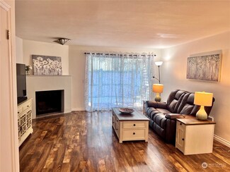 31845 18th Ave SW Unit 34D, Federal Way, WA 98023