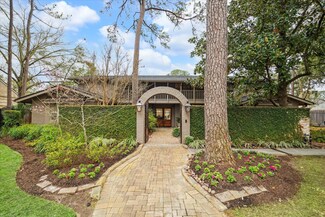14 Inwood Oaks Dr, Houston, TX 77024
