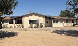 15615 Apache Rd, Apple Valley, CA 92307