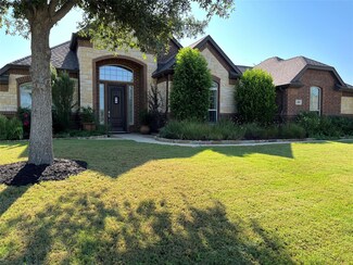 200 Goldfield Ln, Fort Worth, TX 76108