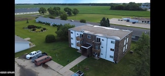 226 8th Ave SE, Mayville, ND 58257